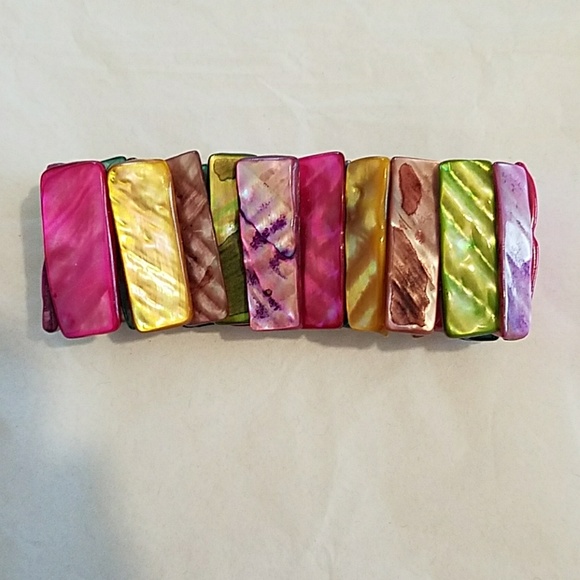 Shell Stretchy Multi Color Bracelet - Picture 2 of 3